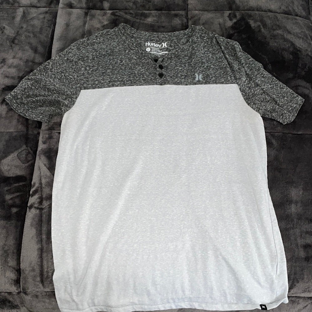 Large Hurley T-Shirt
